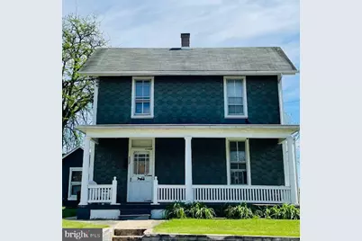 572 Hollywell Avenue, Chambersburg, PA 17201 - Photo 1
