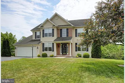 641 Shannon Drive N, Greencastle, PA 17225 - Photo 1