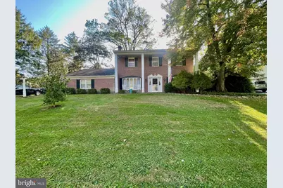 1124 Colonial Road, Lancaster, PA 17603 - Photo 1