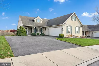 988 Cambridge Drive, Manheim, PA 17545 - Photo 1