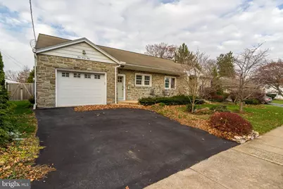 141 E Lincoln Avenue, Lititz, PA 17543 - Photo 1