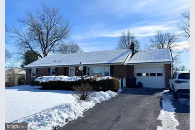 900 Cardinal Road, Lancaster, PA 17601 - Photo 1