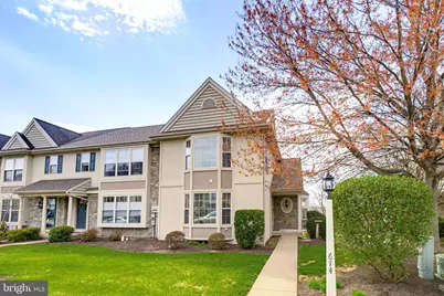 674 Royal View Drive, Lancaster, PA 17601 - Photo 1