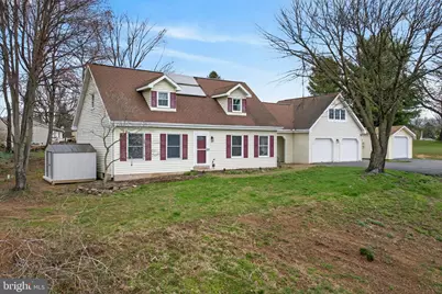 289 Buttonwood Dr, Elizabethtown, PA 17022 - Photo 1
