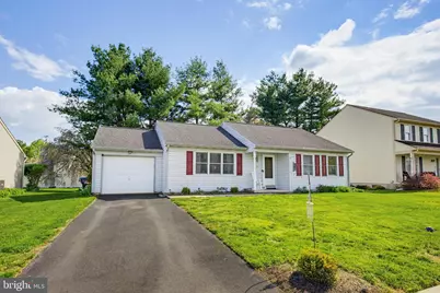 212 Sycamore Lane, New Holland, PA 17557 - Photo 1