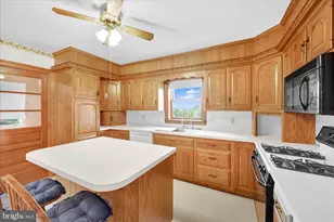 141 Harristown Rd, Paradise, PA 17562 - Photo 13