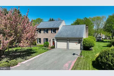 911 Jade Avenue, Lancaster, PA 17601 - Photo 1