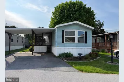 10 S Green Acres Circle, Akron, PA 17501 - Photo 1