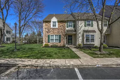 118 Oak Knoll Circle, Millersville, PA 17551 - Photo 1
