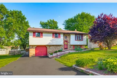 2637 Hemlock Drive, Columbia, PA 17512 - Photo 1