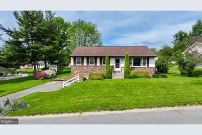 340 Curby Drive, Mountville, PA 17554 - Photo 1