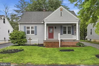 233 E Ferdinand Street, Manheim, PA 17545 - Photo 1