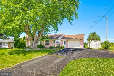 36 Glenwood Drive, Ephrata, PA 17522 - Photo 1