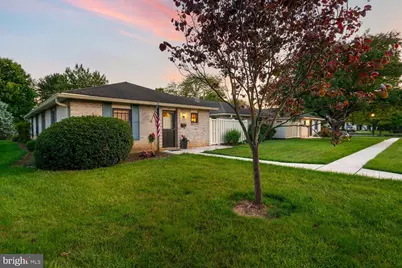 43 Valleybrook Drive, Lancaster, PA 17601 - Photo 1