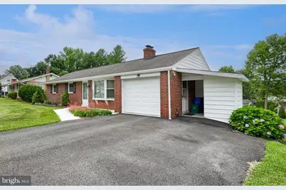 1118 Harriet Avenue, Lancaster, PA 17601 - Photo 1