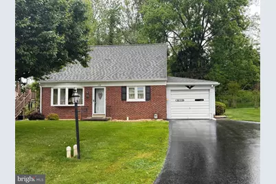 1339 Meadowcreek Lane, Lancaster, PA 17603 - Photo 1
