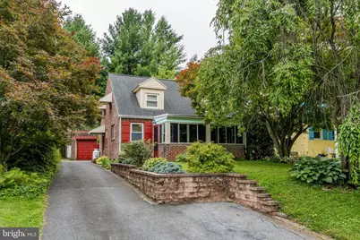 1612 Ridgeview Avenue, Lancaster, PA 17603 - Photo 1