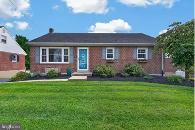 36 W Charlotte Street, Millersville, PA 17551 - Photo 1