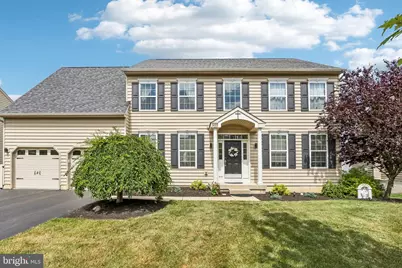 955 Yorkshire Drive, Breinigsville, PA 18031 - Photo 1