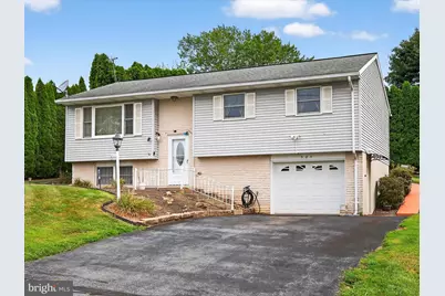 585 Cherry Street, Lebanon, PA 17046 - Photo 1