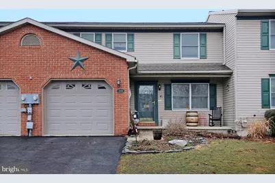 226 Acorn, Lebanon, PA 17042 - Photo 1