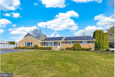 1099 Cedar Crest Drive, Lebanon, PA 17046 - Photo 1