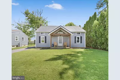 910 E Evergreen Road, Lebanon, PA 17042 - Photo 1
