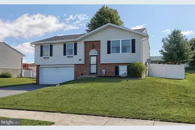 37 Village Drive, Newmanstown, PA 17073 - Photo 1