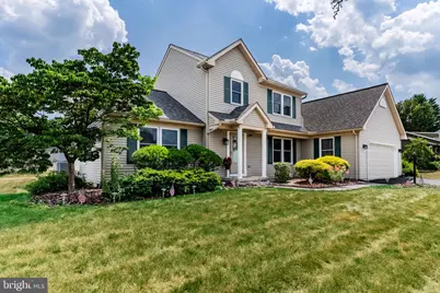 140 N Thistledown Drive, Palmyra, PA 17078 - Photo 1