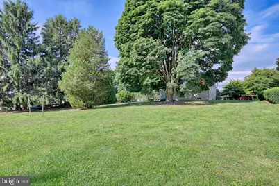 698 N 2nd Avenue, Lebanon, PA 17046 - Photo 27