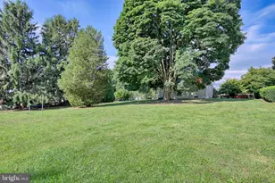 698 N 2nd Ave, Lebanon, PA 17046 - Photo 27