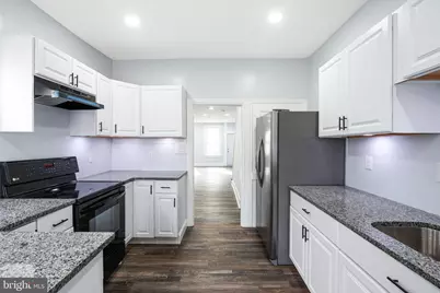 725 W Lafayette Street, Norristown, PA 19401 - Photo 1