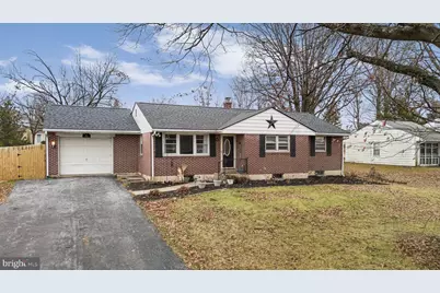 20 1st Avenue, Pottstown, PA 19464 - Photo 1