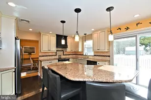 555 Saratoga Rd, King of Prussia, PA 19406 - Photo 9