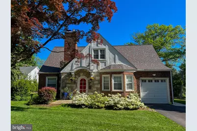 323 W Waverly Road, Glenside, PA 19038 - Photo 1