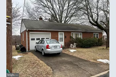 426 Macoby St., Pennsburg, PA 18073 - Photo 1