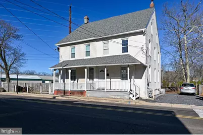 29 W Vine Street, Hatfield, PA 19440 - Photo 1