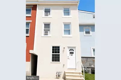17 W Oak Street, Norristown, PA 19401 - Photo 1
