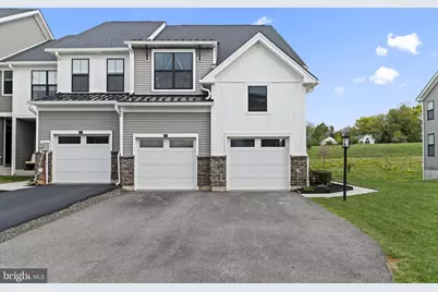 33 Tamarack Circle, Norristown, PA 19403 - Photo 1