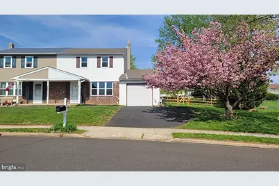 2821 N Ford Drive, Hatfield, PA 19440 - Photo 1