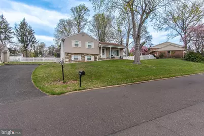 3278 Oak Road, Huntingdon Valley, PA 19006 - Photo 1