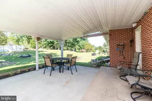 504 Green St, Green Lane, PA 18054 - Photo 35