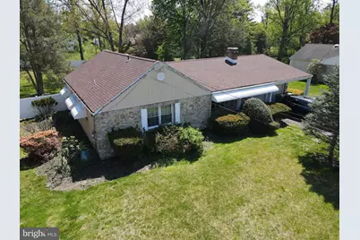 810 N Limekiln Pike, Ambler, PA 19002 - Photo 1