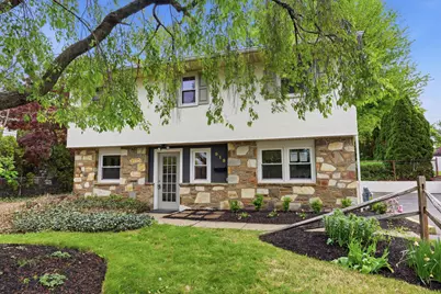 918 New Hope Street, Norristown, PA 19401 - Photo 1