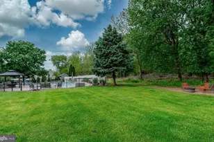 53 Green Briar Dr, Phoenixville, PA 19460 - Photo 73