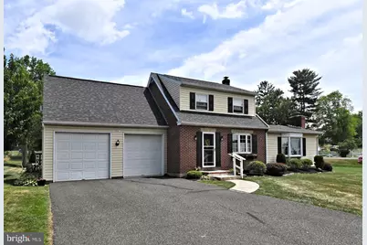 561 Park Avenue, Harleysville, PA 19438 - Photo 1