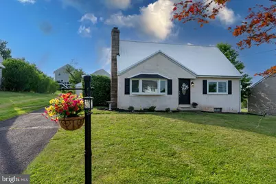 2313 N Charlotte Street, Pottstown, PA 19464 - Photo 1