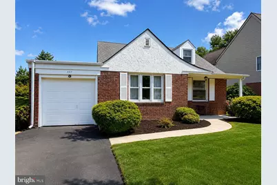 727 Cottage Road, Glenside, PA 19038 - Photo 1