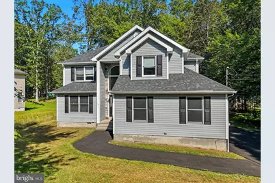 190 Sandlewood Drive, East Stroudsburg, PA 18301 - Photo 1