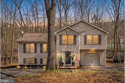434 Somerset Drive, East Stroudsburg, PA 18301 - Photo 1